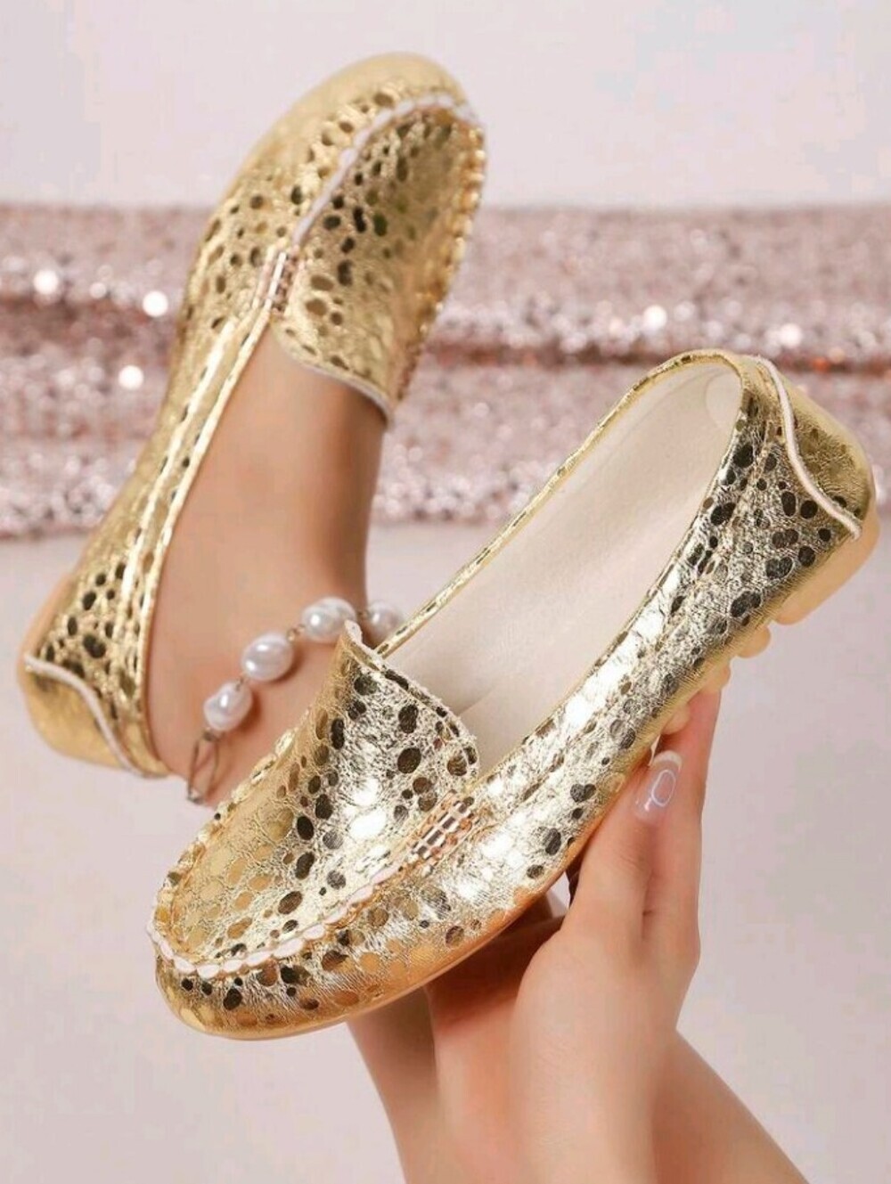 Metallic Golden Shiny Lightweight Vegan Leather Women’s Flat Loafers Size 8